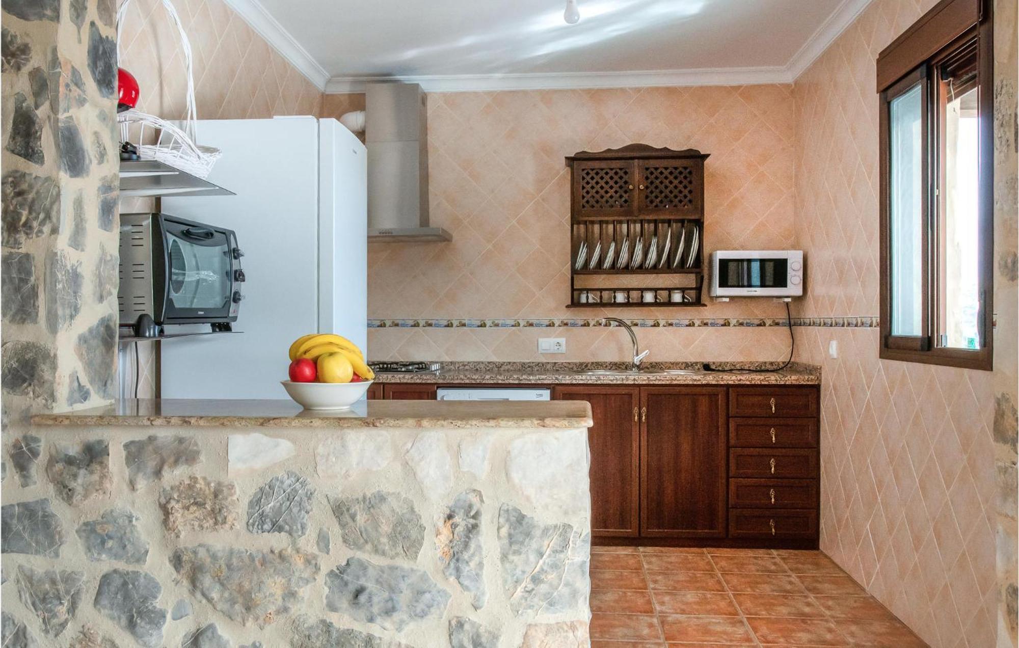 Gorgeous Home In Algodonales With Kitchen Екстериор снимка