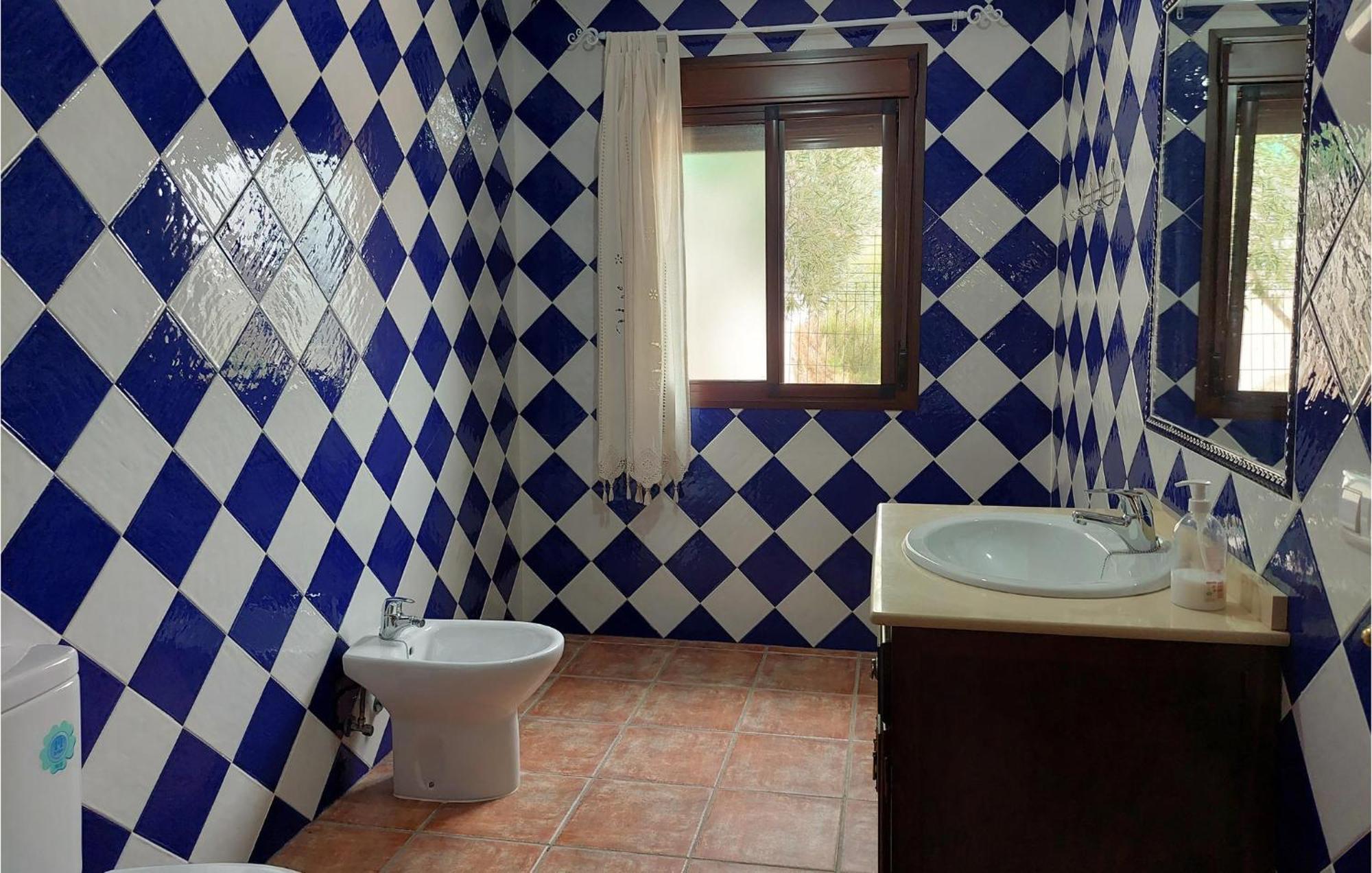 Gorgeous Home In Algodonales With Kitchen Екстериор снимка