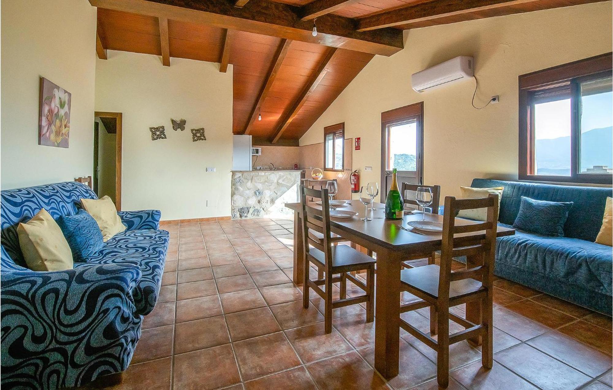 Gorgeous Home In Algodonales With Kitchen Екстериор снимка
